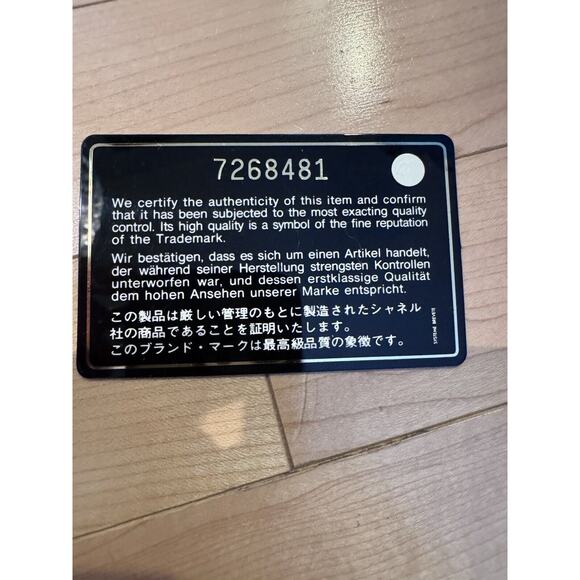 Authentic Chanel Vintage Quilted Barrel Bag - Serial 7268481 (2002-2003) - Picture 8 of 15